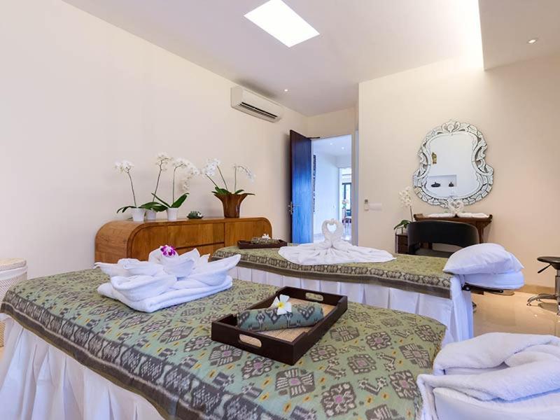 Pandawa Cliff Estate Villa Nusa Dua  Szoba fotó